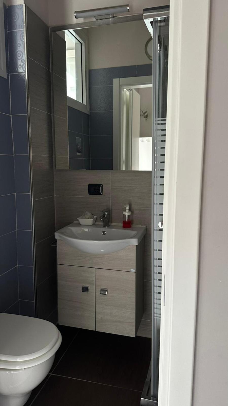 Le Suites Maor Gaeta Habitación foto