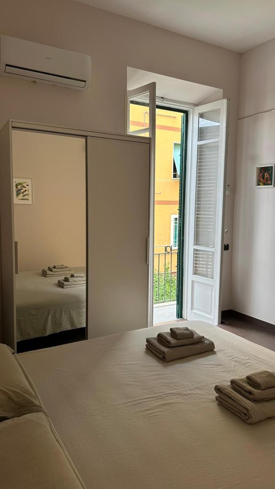Le Suites Maor Gaeta Habitación foto