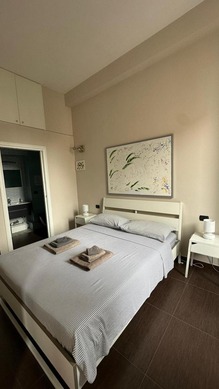 Le Suites Maor Gaeta Habitación foto